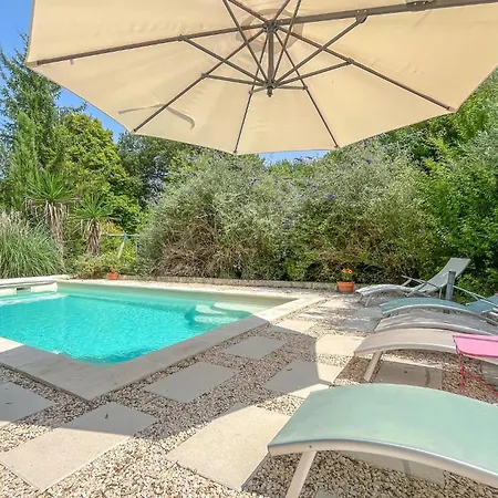 Mazet Piscine Proche Uzes * Blauzac (Gard)