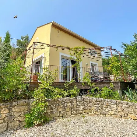 Mazet Piscine Proche Uzes Hébergement de vacances